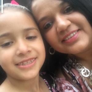 Meet your Posher, Janeth